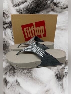 Fitflop Novy Blue-Gray Suede w/Rhinestone Crystals Wedge Thong Sandals